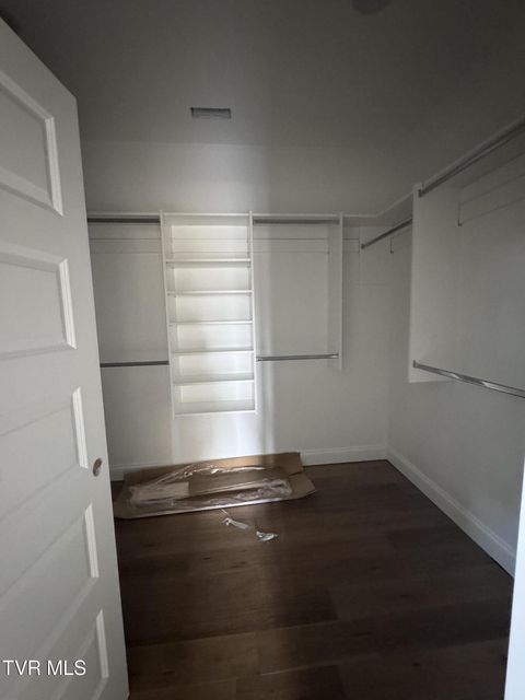 Photo #9: 762 Hunts Terrace Drive