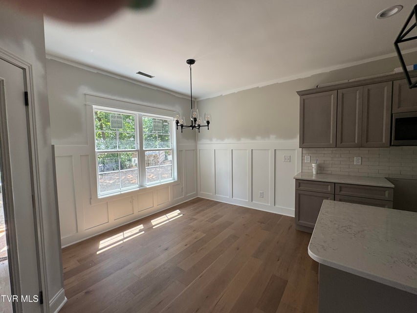 Photo #5: 758 Hunts Terrace Drive