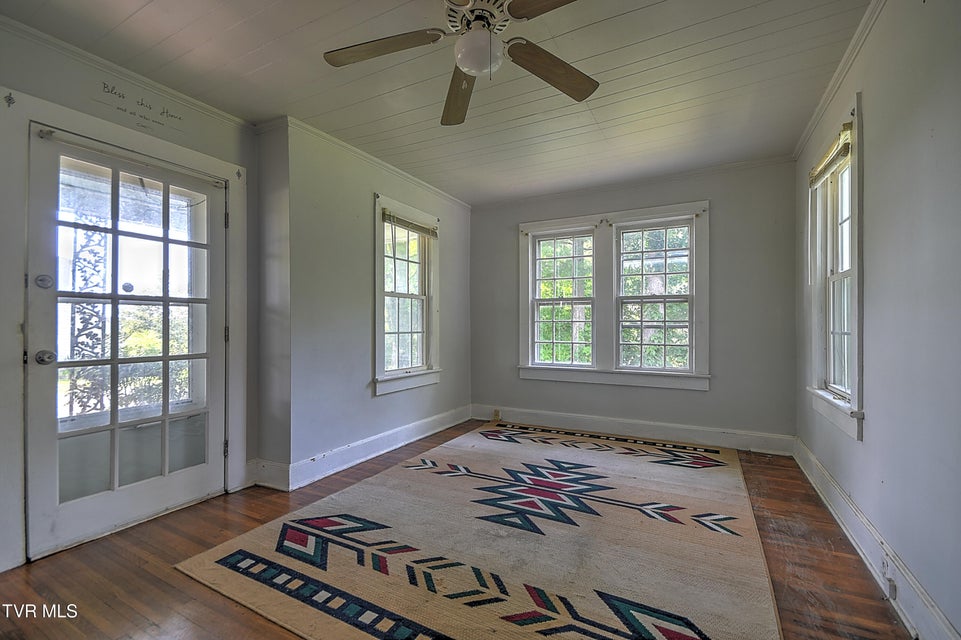 Photo #3: 1717 Lafayette Street