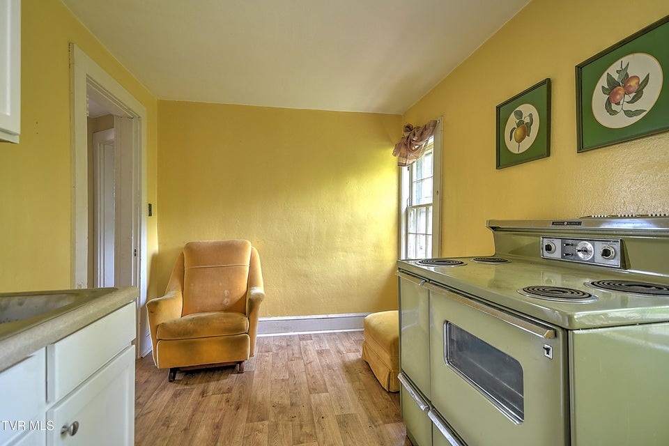 Photo #13: 1717 Lafayette Street