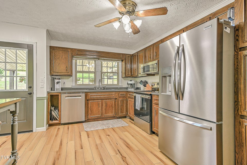 Photo #12: 1280 Manville Road