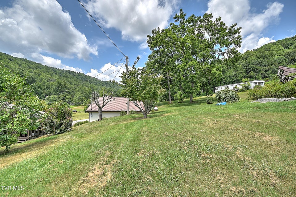 Photo #47: 1280 Manville Road