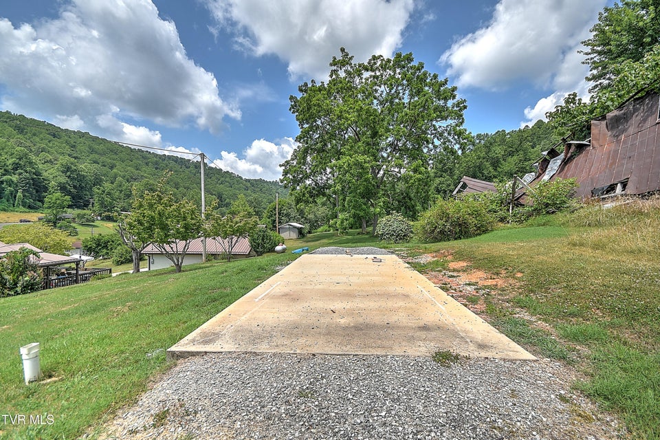 Photo #48: 1280 Manville Road