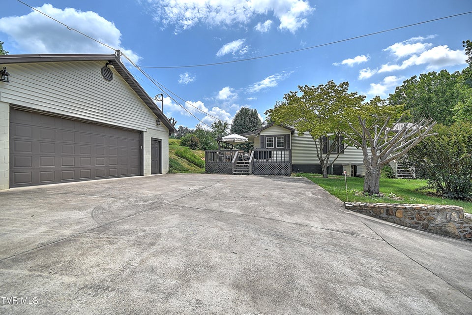 Photo #53: 1280 Manville Road