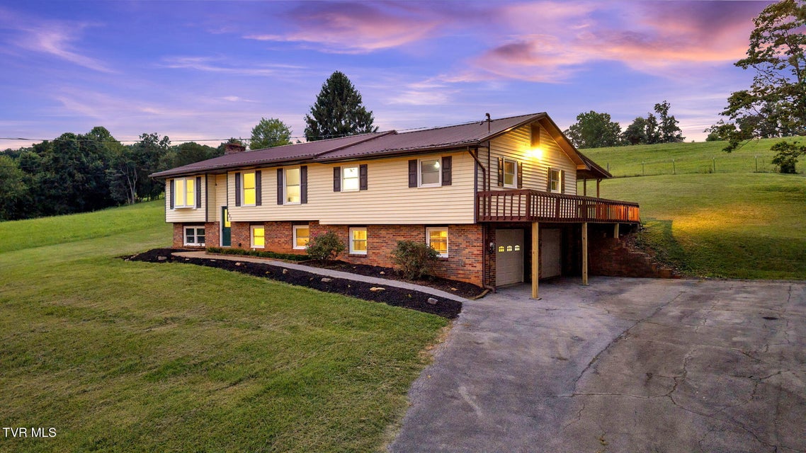 Photo #12: 431 Valley Drive