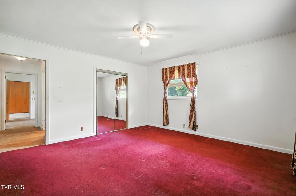 Photo #11: 109 Walton Court