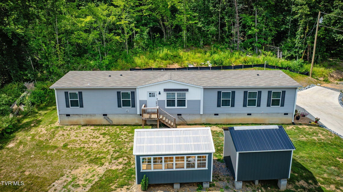 Photo #3: 1400 Stoneybrook Drive
