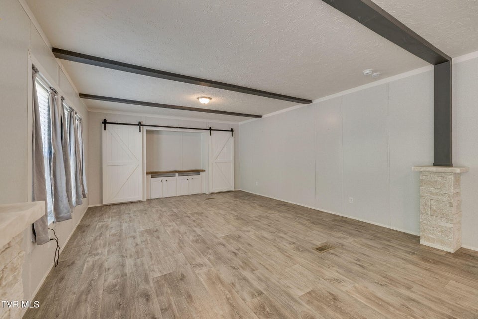 Photo #17: 1400 Stoneybrook Drive