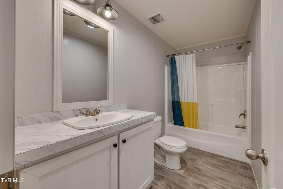 Photo #26: 1400 Stoneybrook Drive