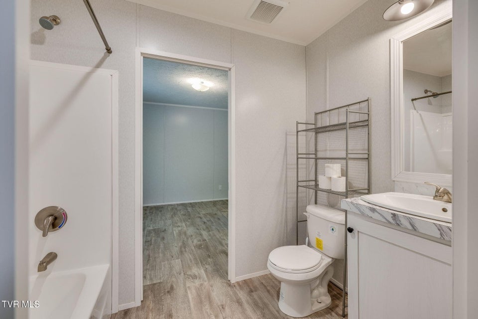 Photo #31: 1400 Stoneybrook Drive