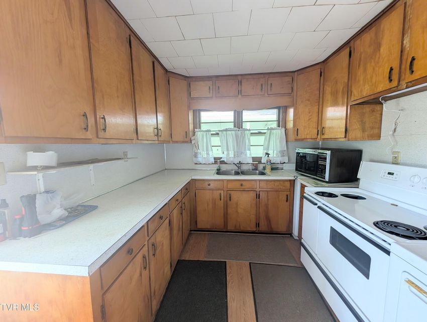 Photo #14: 10632 Sandlick Road
