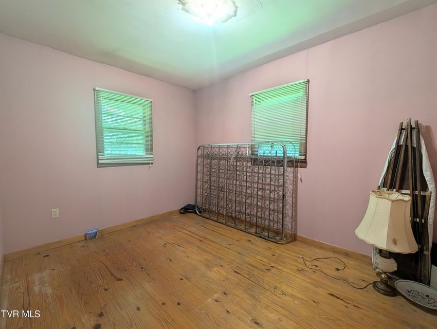 Photo #29: 10632 Sandlick Road