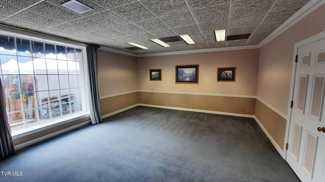 Photo #10: 201 Main Avenue