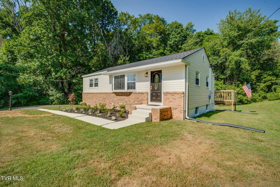 Photo #3: 3300 Ketron Drive