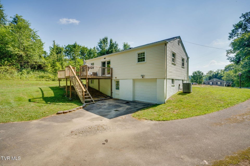 Photo #22: 3300 Ketron Drive