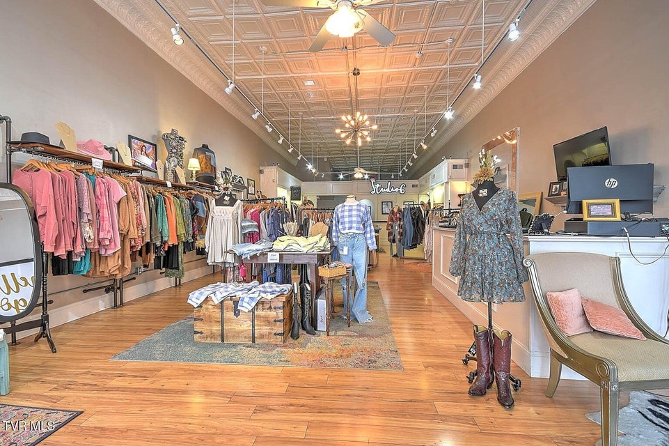 Photo #13: 531 State Street