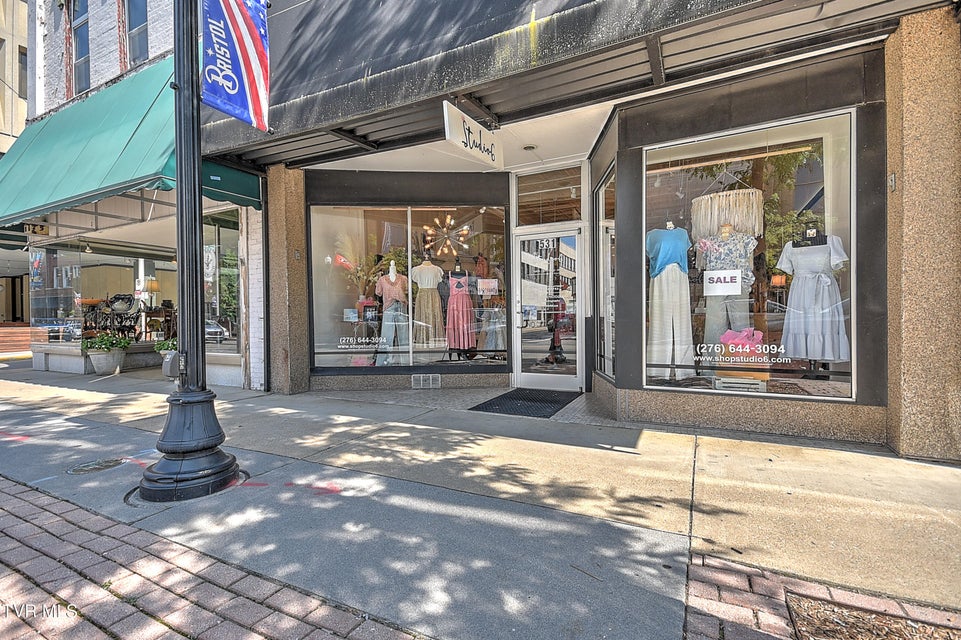 Photo #10: 531 State Street