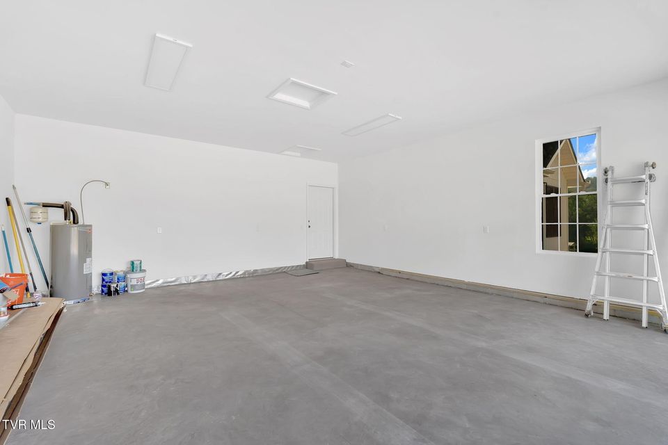 Photo #28: 638 Kincaid Street