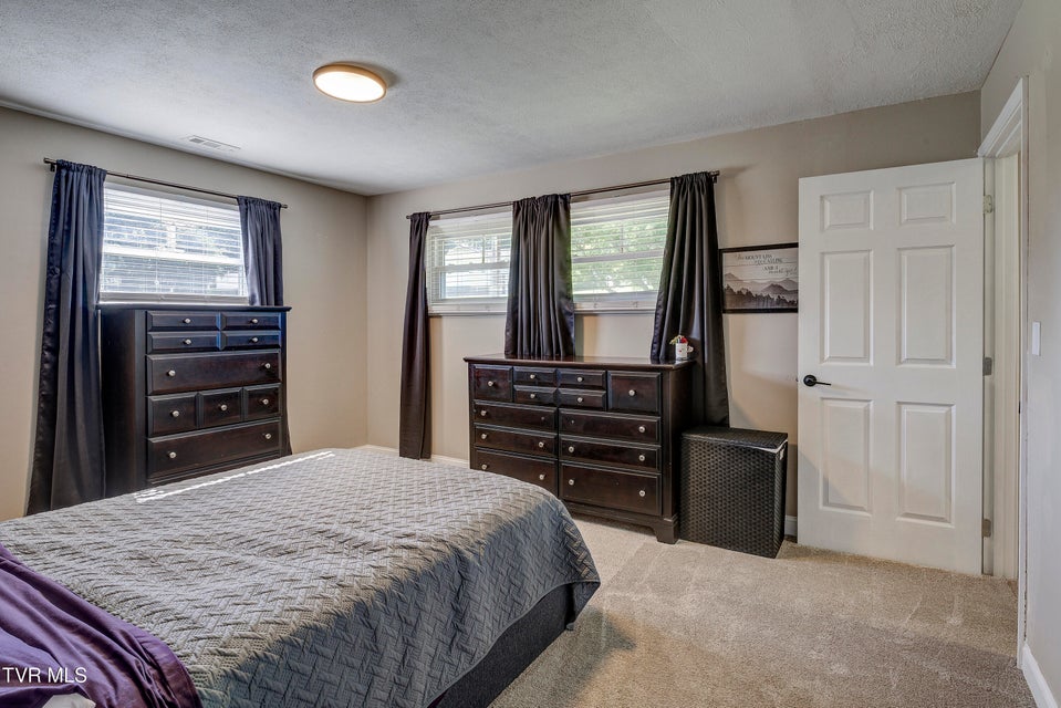 Photo #13: 5853 Seneca Road