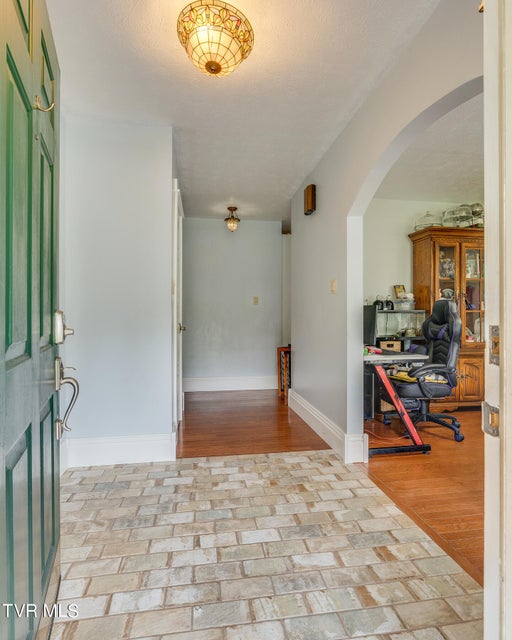 Photo #4: 721 Sherbrooke Circle
