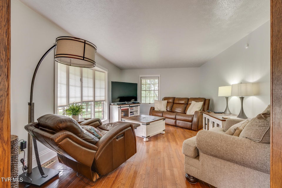 Photo #6: 721 Sherbrooke Circle