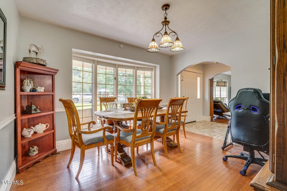 Photo #9: 721 Sherbrooke Circle