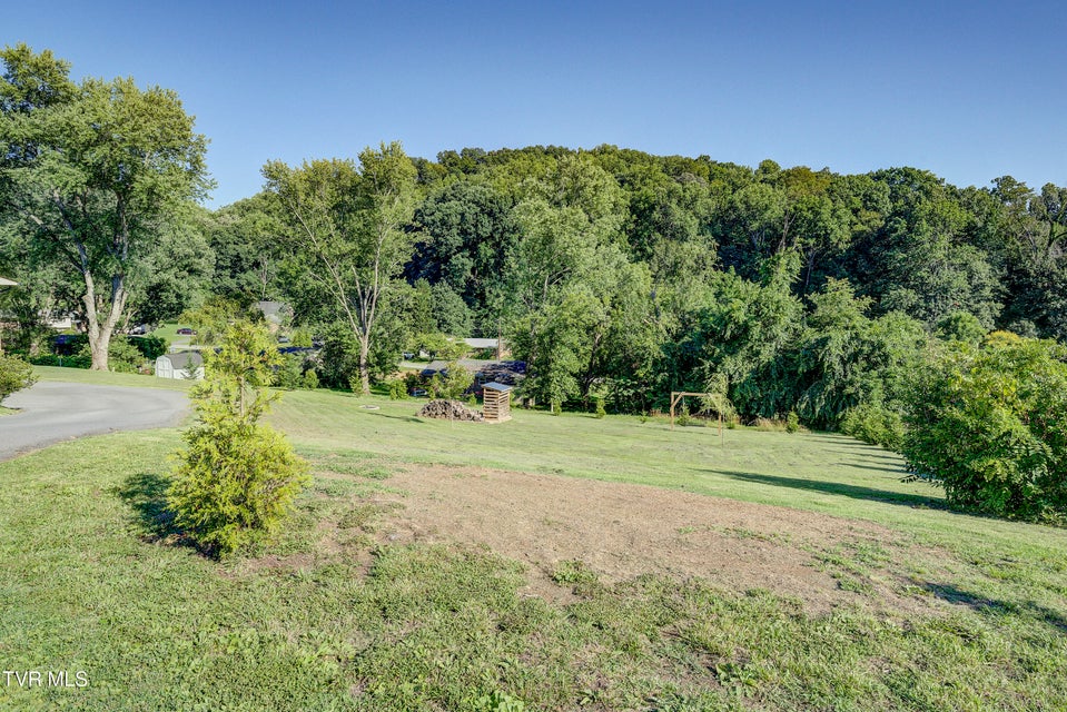 Photo #39: 5853 Seneca Road