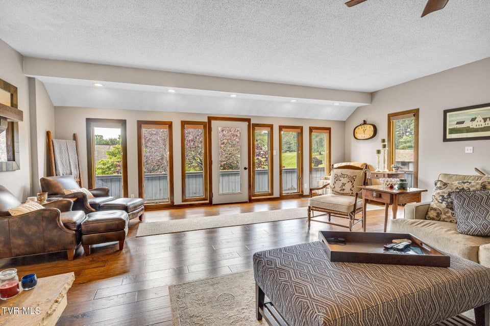 Photo #20: 214 Hampton Drive