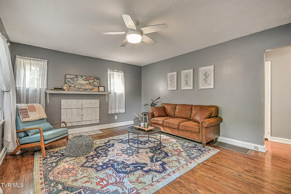 Photo #4: 1708 Seaver Road