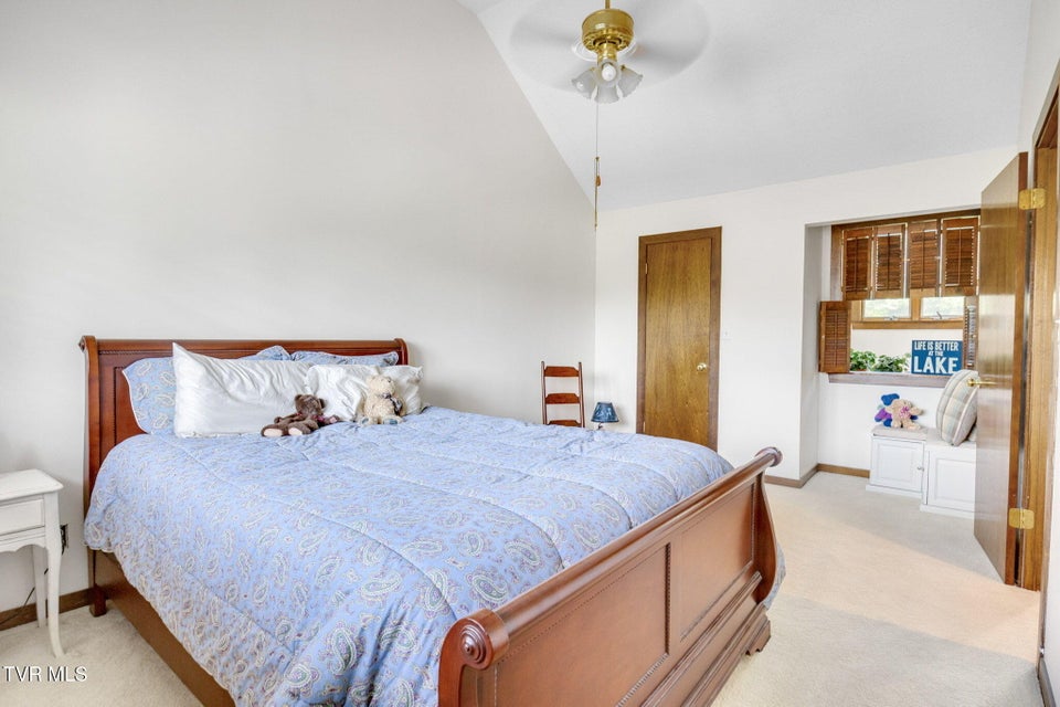 Photo #13: 214 Hampton Drive