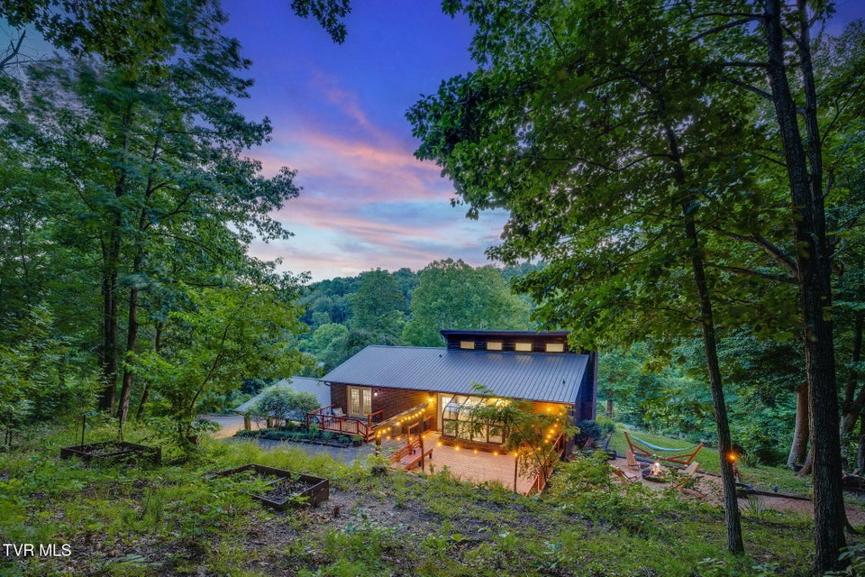 Photo #4: 280 Possum Hollow Road