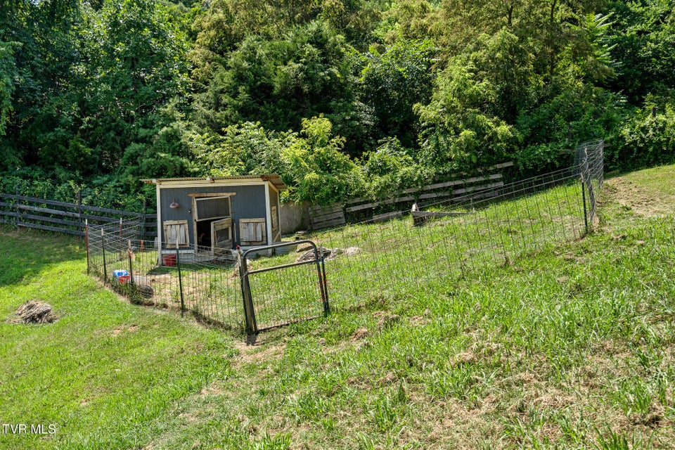 Photo #41: 571 Mayberry Road