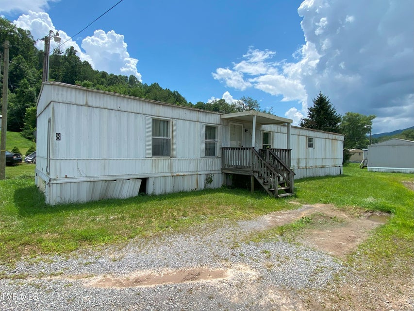 Photo #2: 403 26th Street