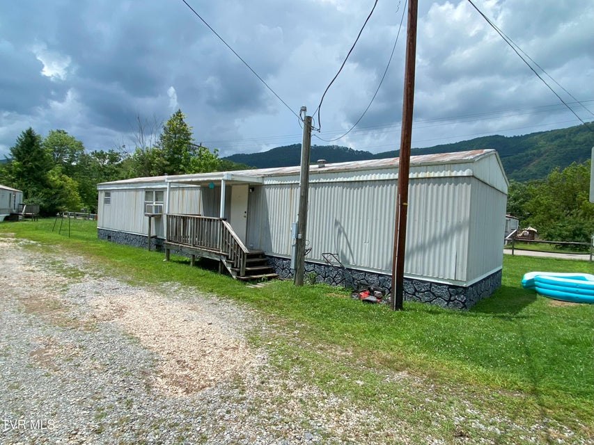 Photo #3: 403 26th Street
