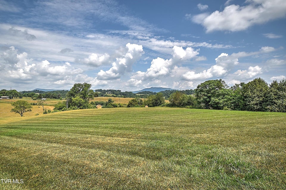 Photo #69: 35 Short Road
