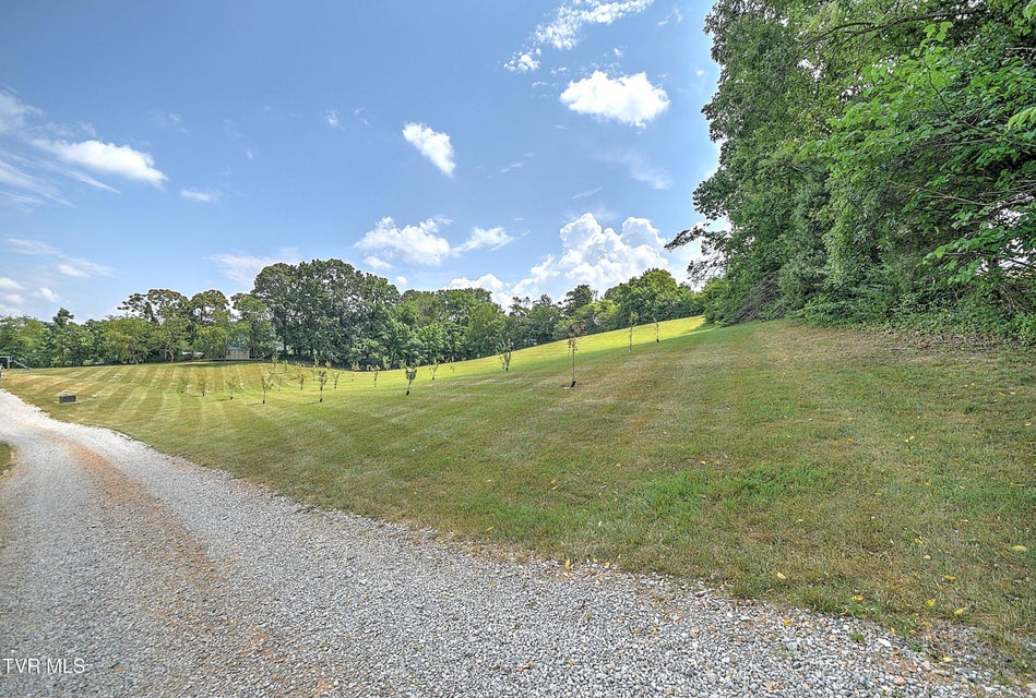 Photo #81: 35 Short Road