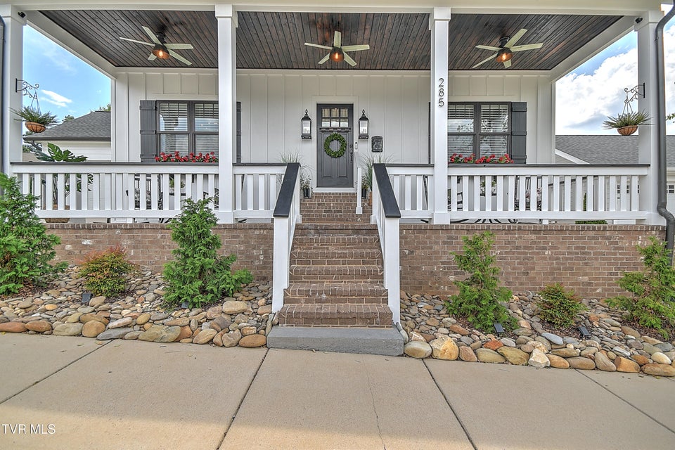 Photo #6: 285 Princeton Gardens Drive