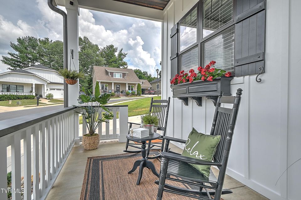 Photo #8: 285 Princeton Gardens Drive