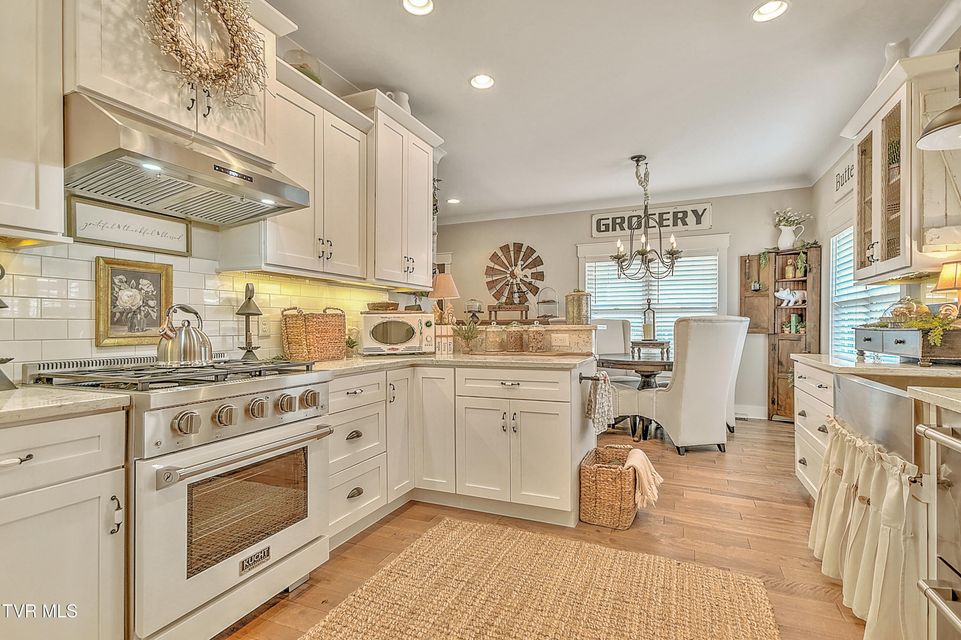 Photo #24: 285 Princeton Gardens Drive