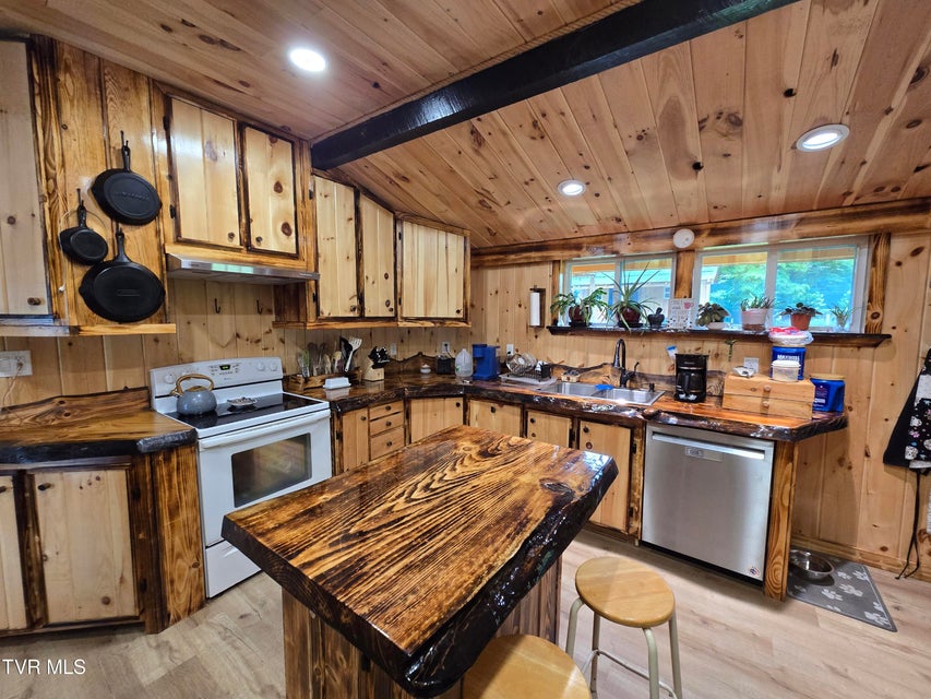Photo #27: 373 Cedar Grove Road