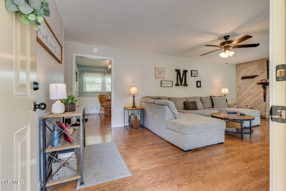 Photo #5: 1856 Midview Street