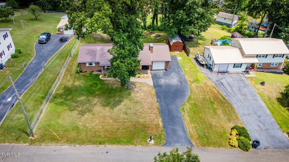 Photo #32: 1856 Midview Street