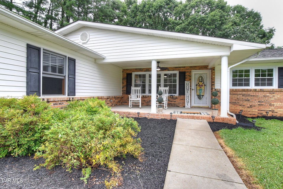 Photo #6: 195 Fitzsimmons Hill Road
