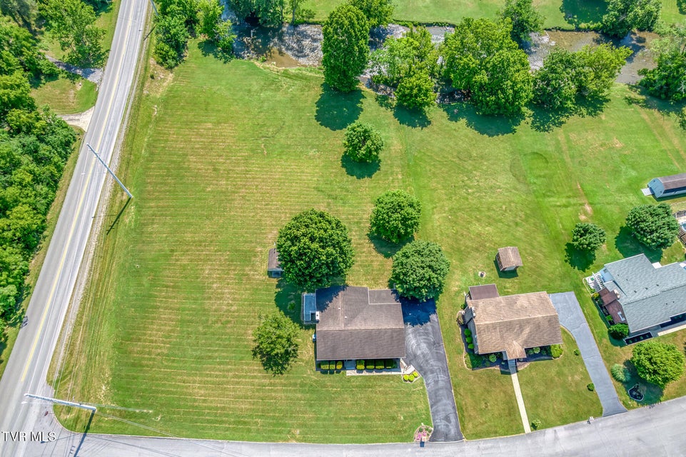 Photo #2: 409 Brooklea Circle
