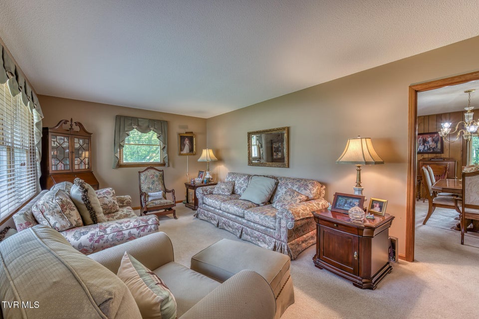 Photo #4: 409 Brooklea Circle
