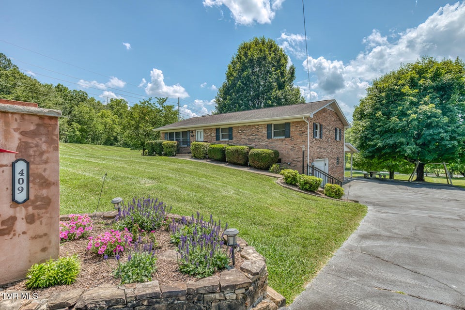 Photo #34: 409 Brooklea Circle