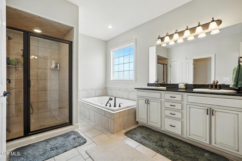 Photo #14: 340 Sweetgrass Lane