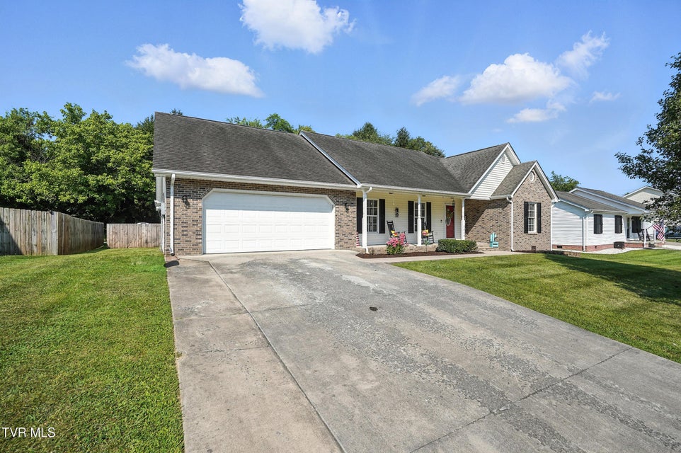 Photo #2: 1014 Fox Meadow Circle