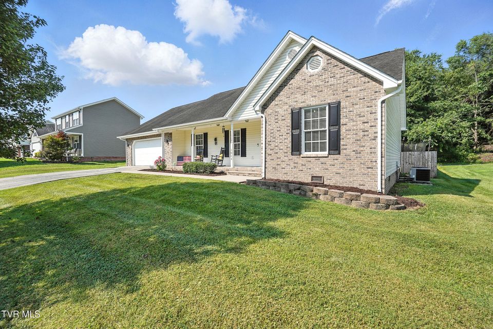 Photo #4: 1014 Fox Meadow Circle