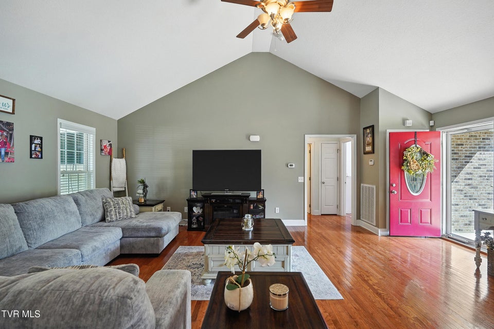 Photo #10: 1014 Fox Meadow Circle